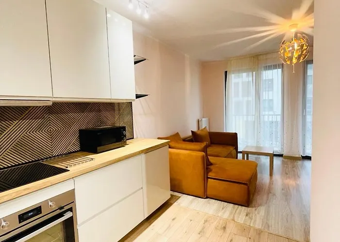 Aleja Powstancow Wielkopolskich アパート